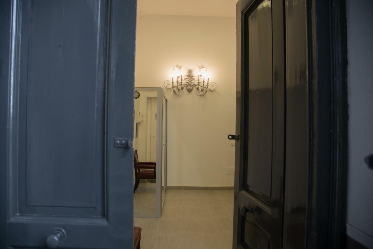 Vesuvius Luxury Suites เนเปิลส์ ภายนอก รูปภาพ